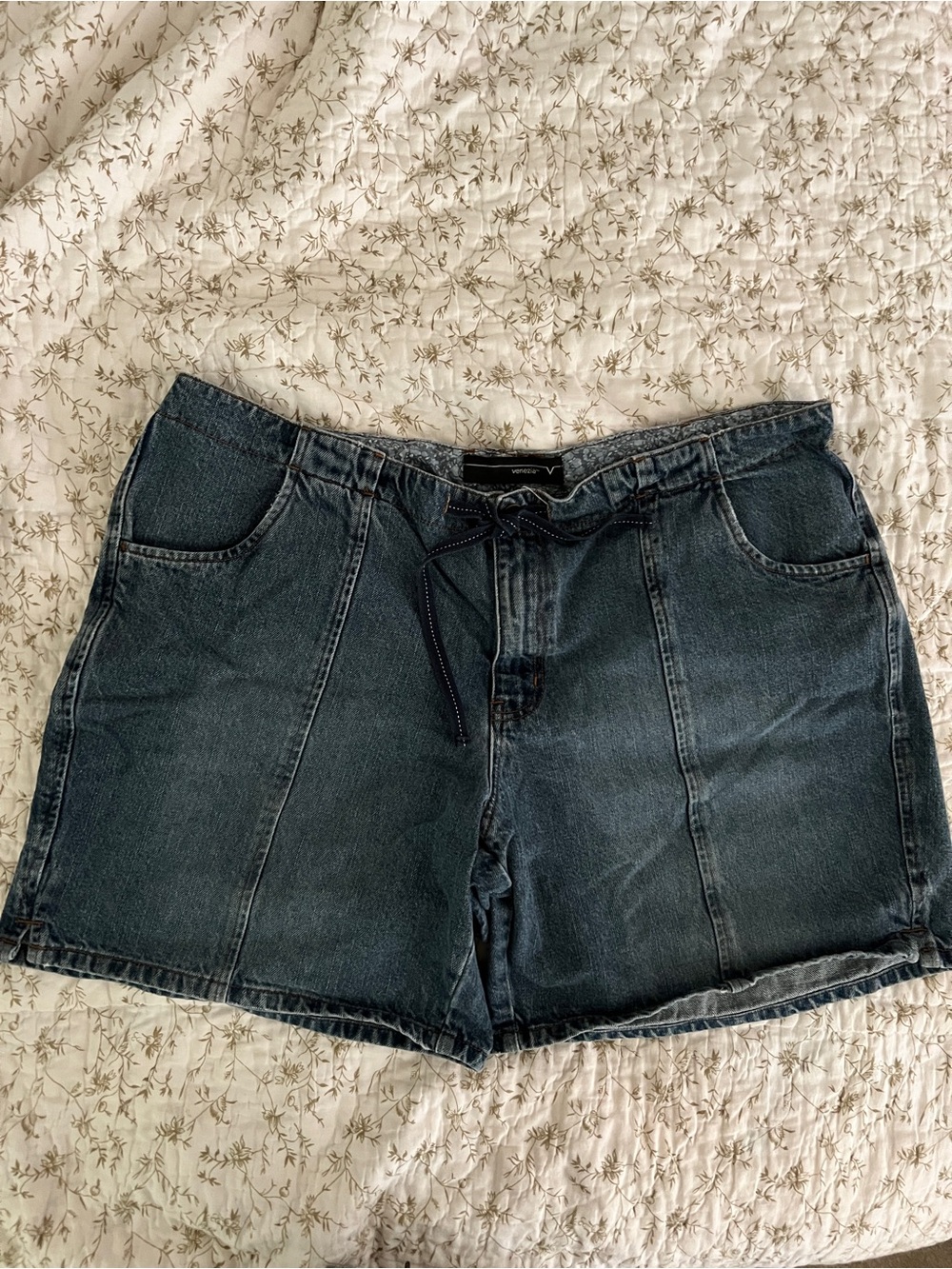 Venezia Blue Denim Jean Shorts Sz 20
